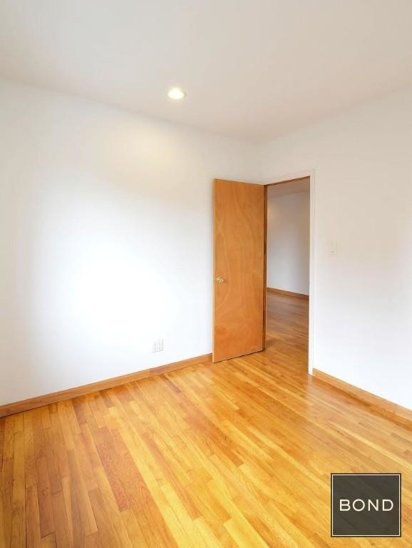 370 West 30th Street - Photo 8