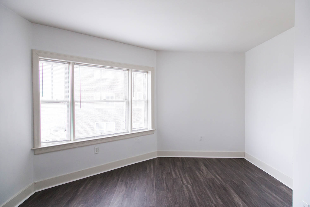 350 E Armour Boulevard - Photo 14