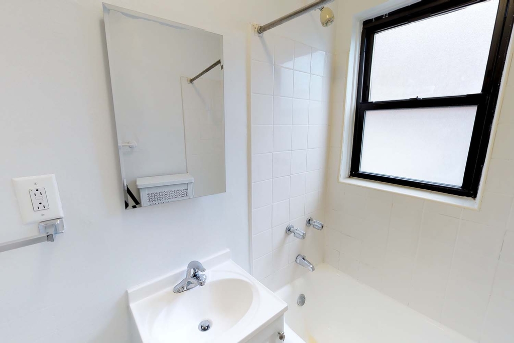 1440-1450 East 52nd Street - Photo 29