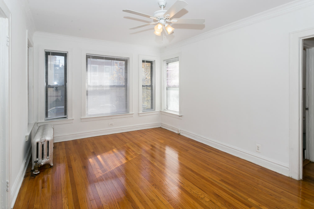 1101 E. Hyde Park Boulevard - Photo 22