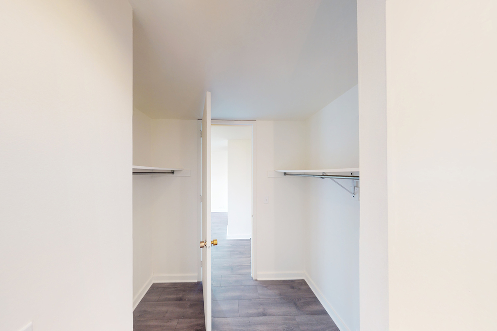 5035 S East End Ave - Photo 970