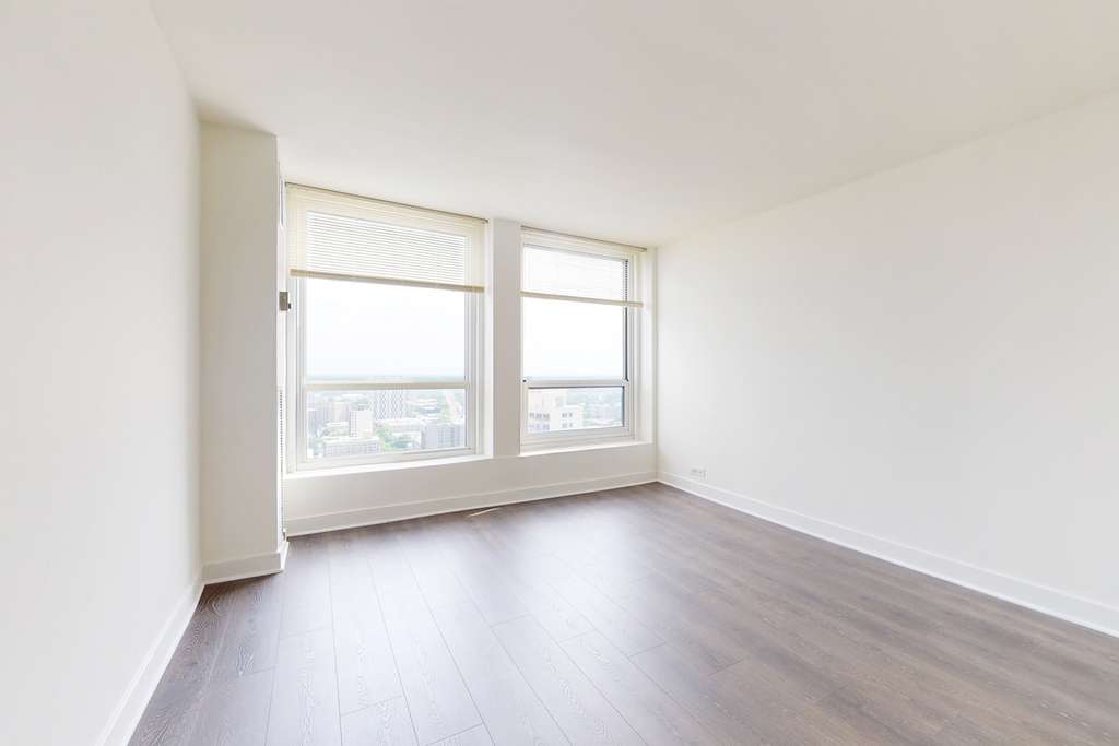 5035 S East End Ave - Photo 33