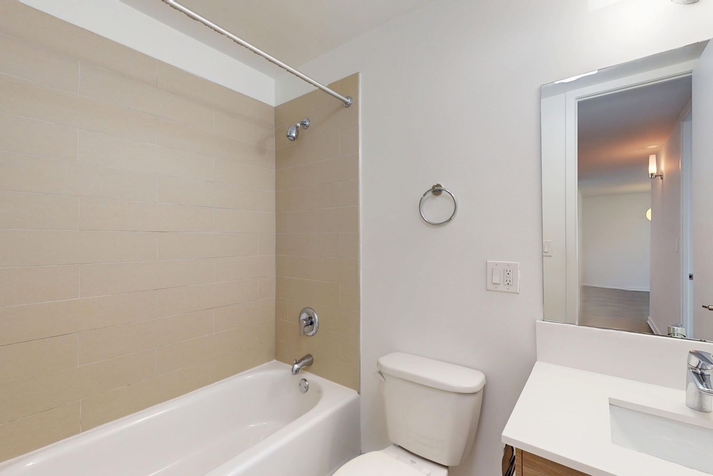 5035 S East End Ave - Photo 364