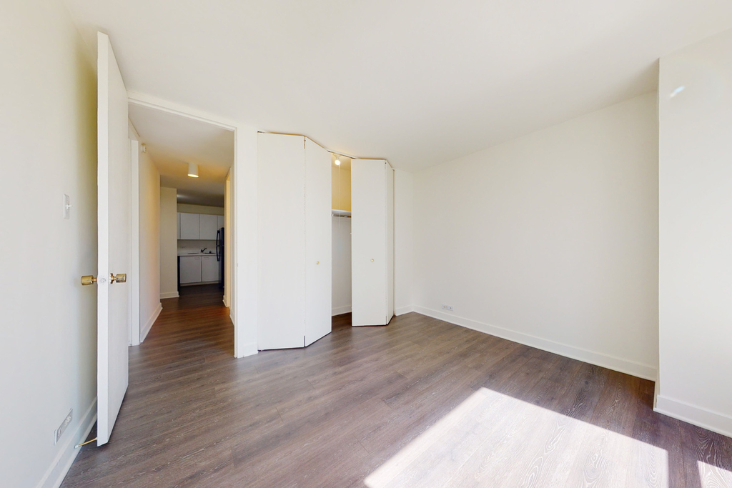 5035 S East End Ave - Photo 165