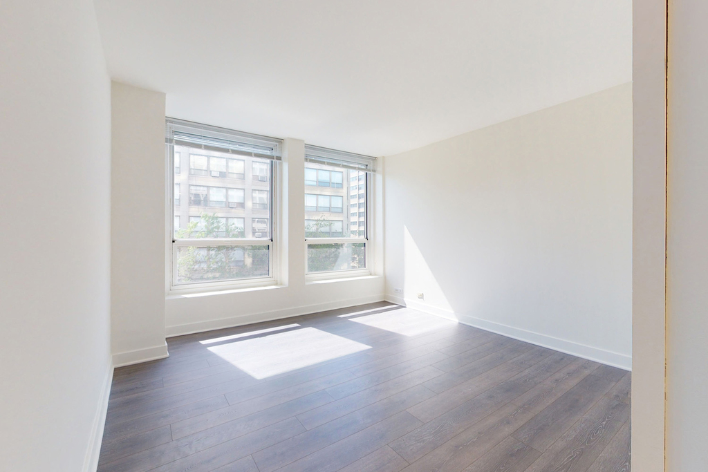 5035 S East End Ave - Photo 166