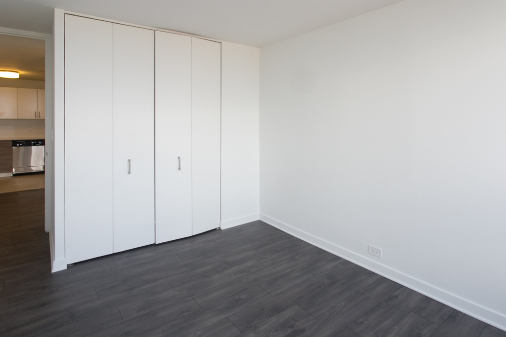 5035 S East End Ave - Photo 1142