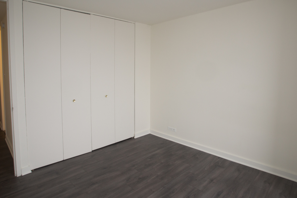 5035 S East End Ave - Photo 1031