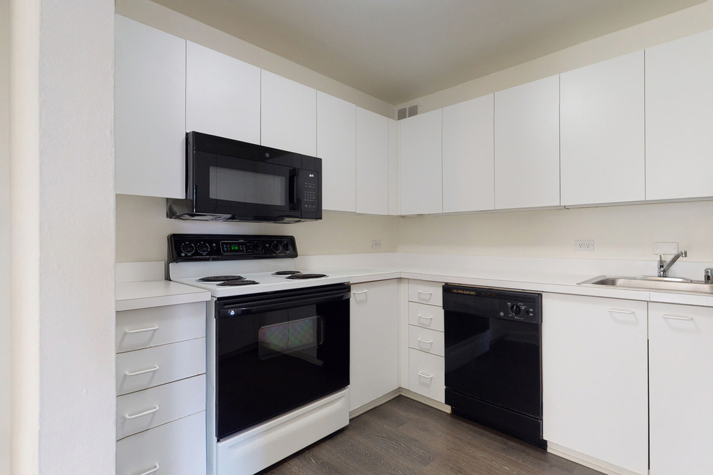 5035 S East End Ave - Photo 160