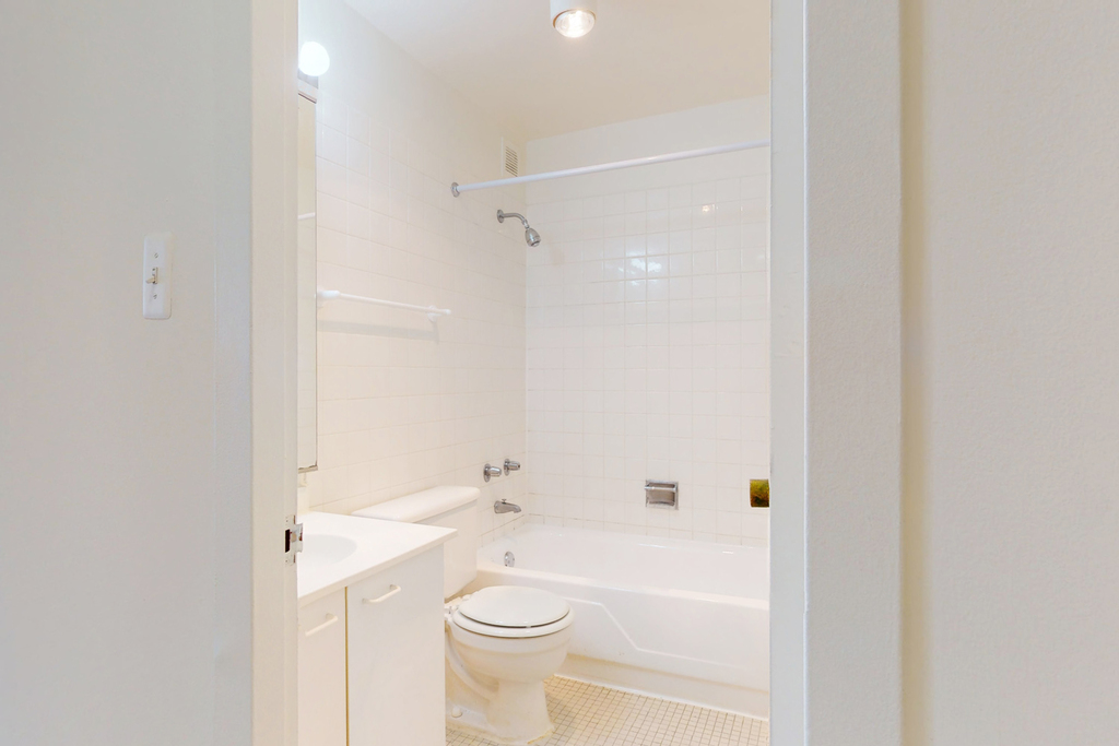 5035 S East End Ave - Photo 798