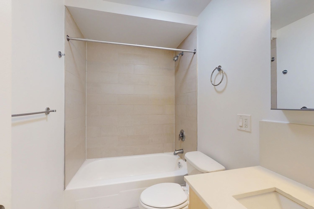 5035 S East End Ave - Photo 302