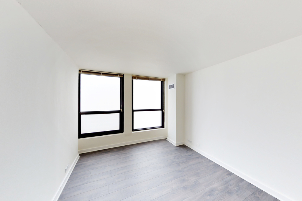 5035 S East End Ave - Photo 267