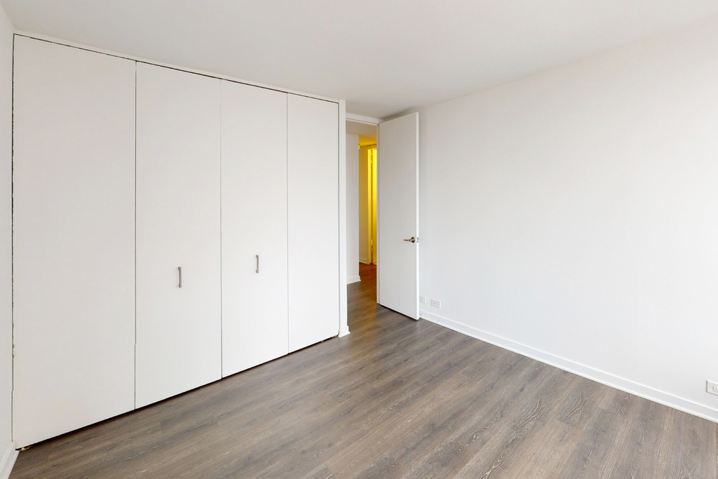 5035 S East End Ave - Photo 422