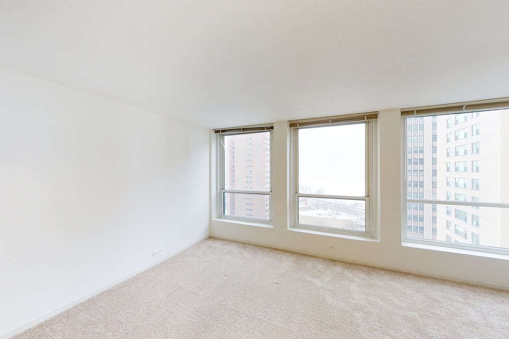 5035 S East End Ave - Photo 353