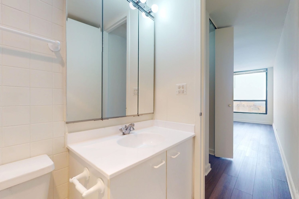 5035 S East End Ave - Photo 746