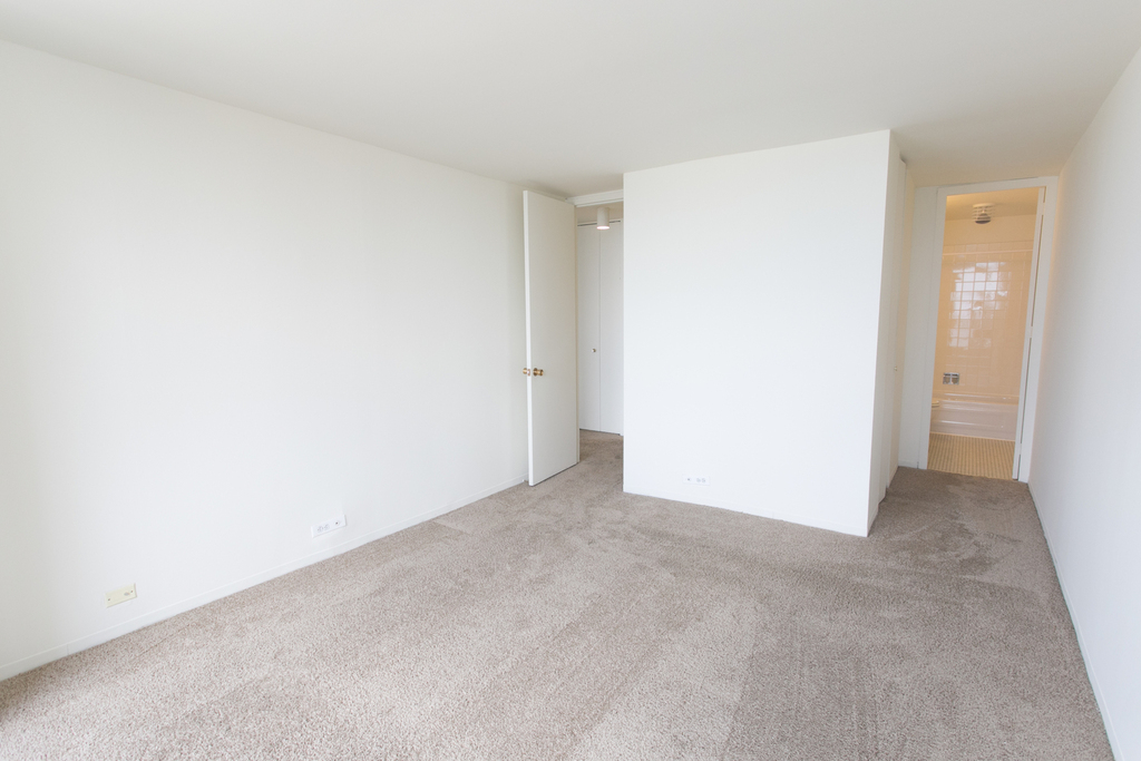 5035 S East End Ave - Photo 106