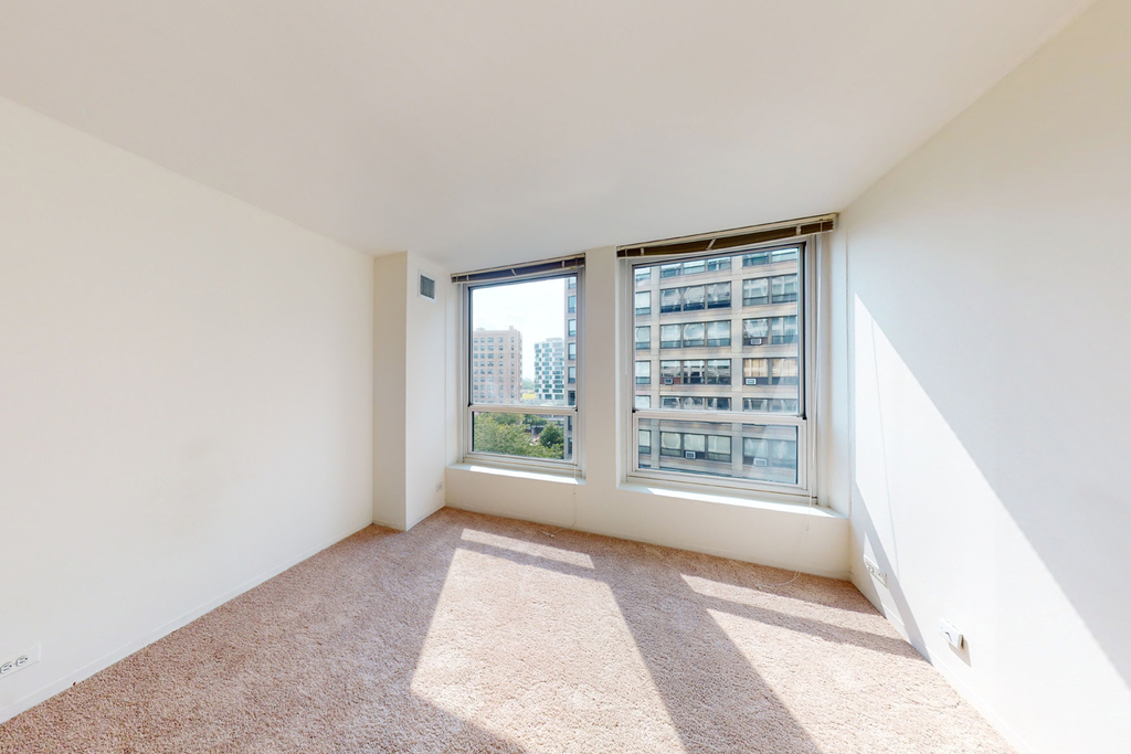 5035 S East End Ave - Photo 893