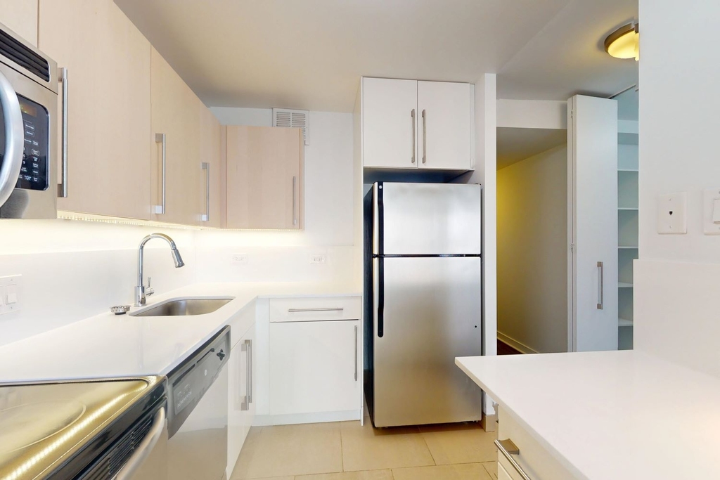 5035 S East End Ave - Photo 292