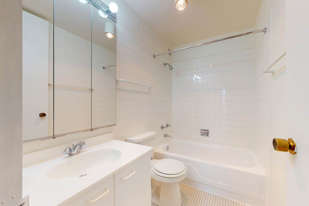 5035 S East End Ave - Photo 286