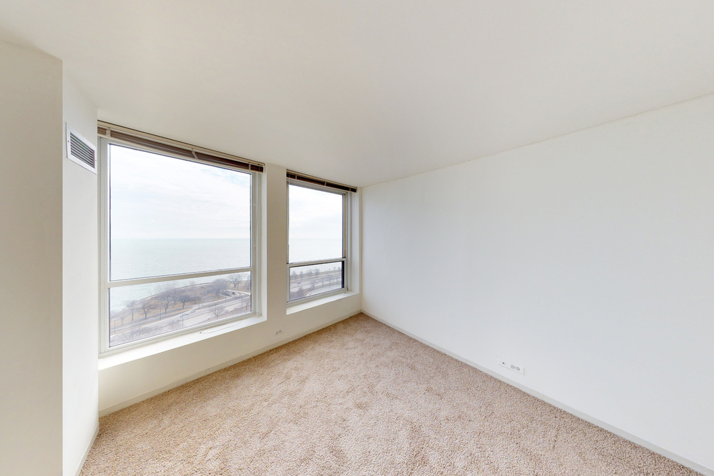 5035 S East End Ave - Photo 256