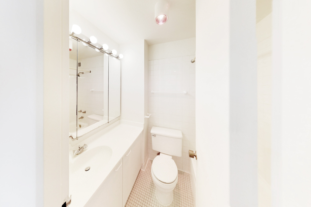 5035 S East End Ave - Photo 322