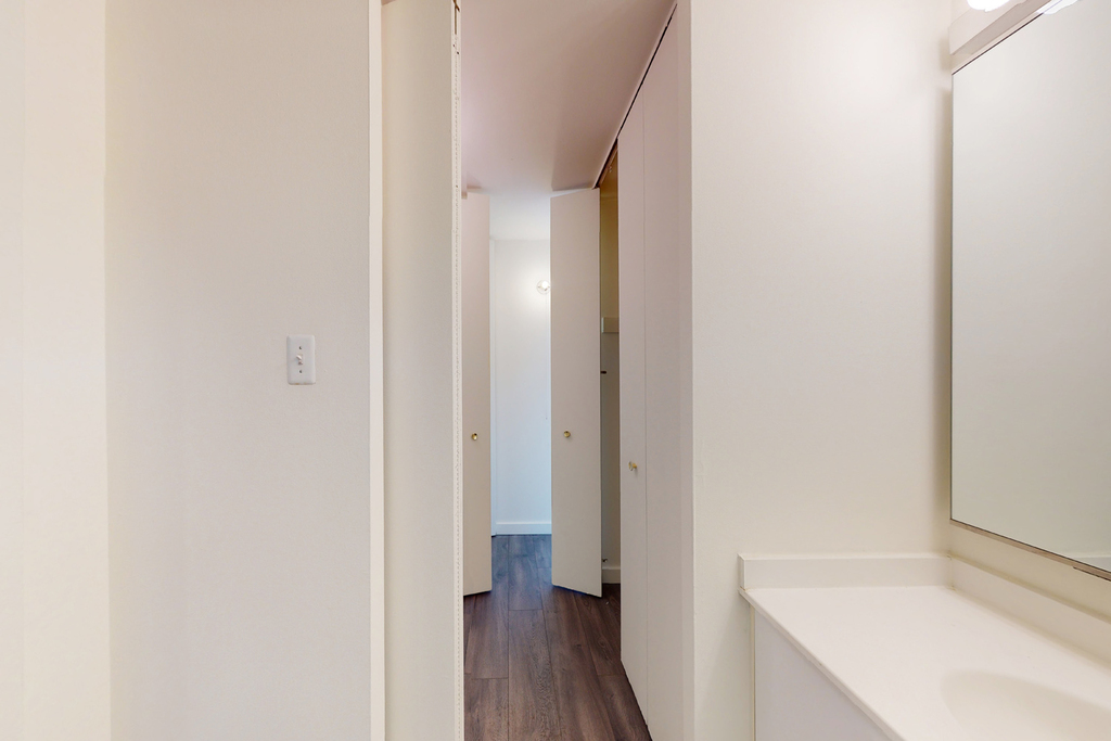 5035 S East End Ave - Photo 467