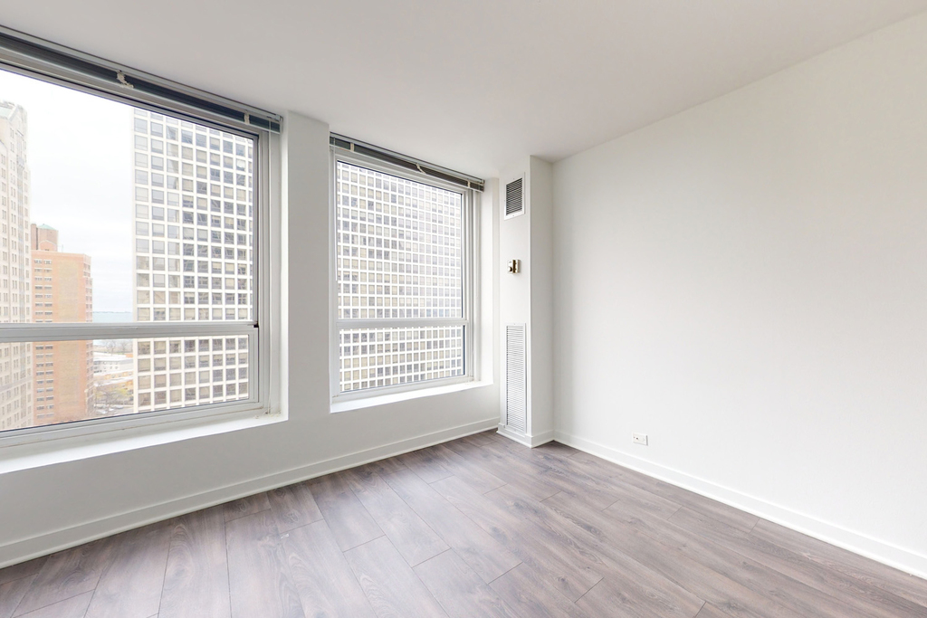5035 S East End Ave - Photo 1123