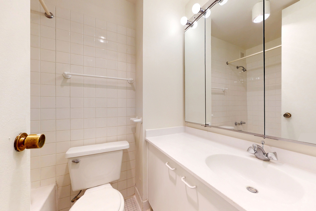 5035 S East End Ave - Photo 235