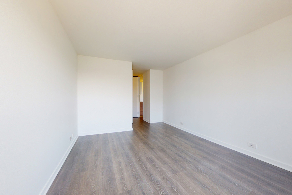 5035 S East End Ave - Photo 823