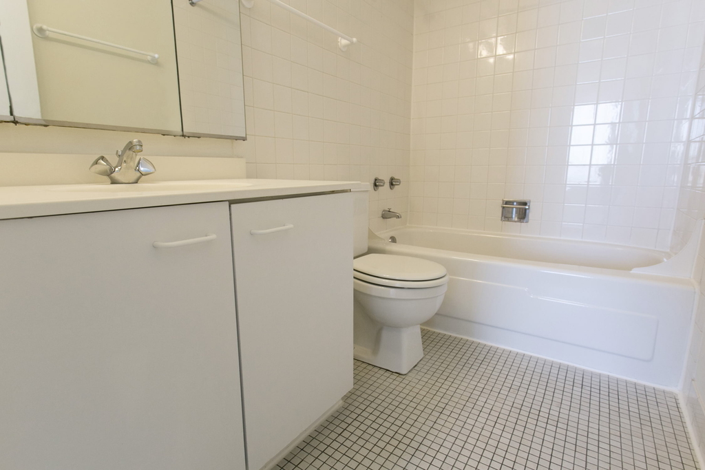 5035 S East End Ave - Photo 178