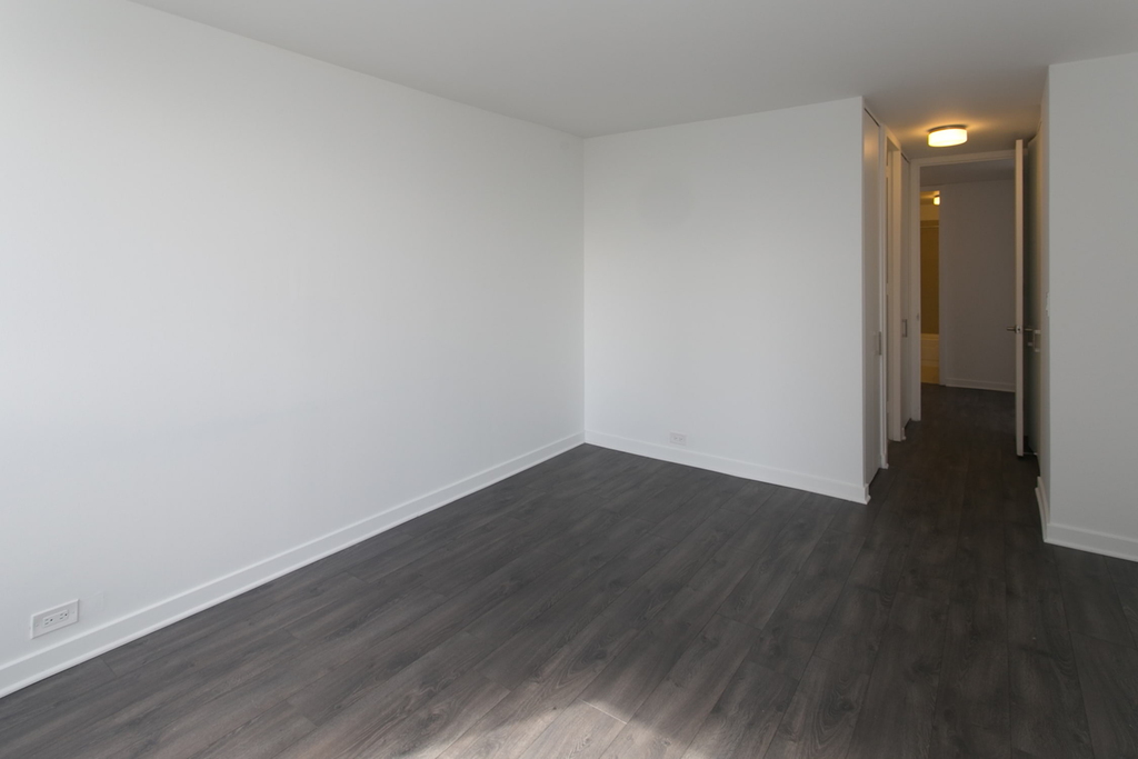 5035 S East End Ave - Photo 1141