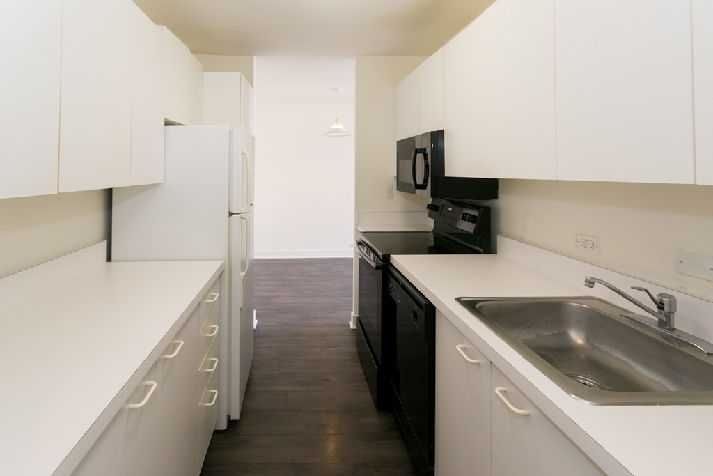 5035 S East End Ave - Photo 802