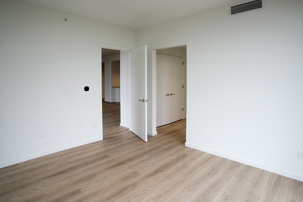1616 E 56th Street - Photo 81