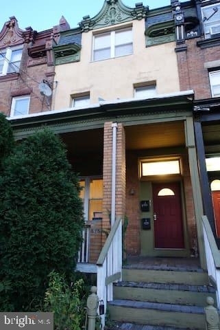 115 S 43rd Street - Photo 2