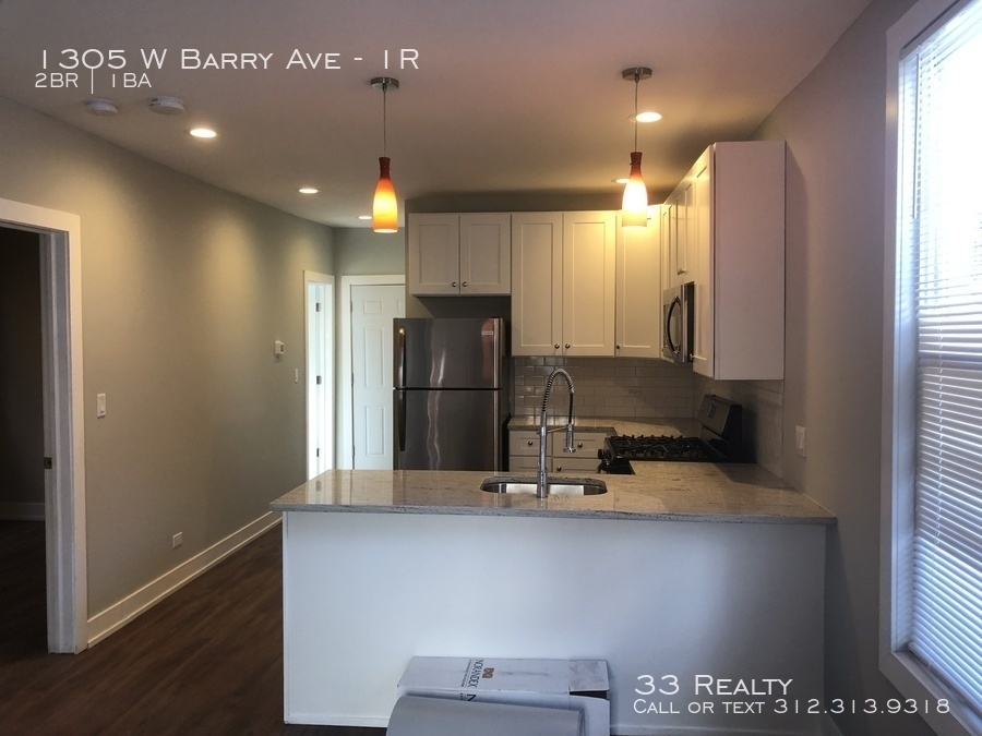 1305 W Barry Ave - Photo 1