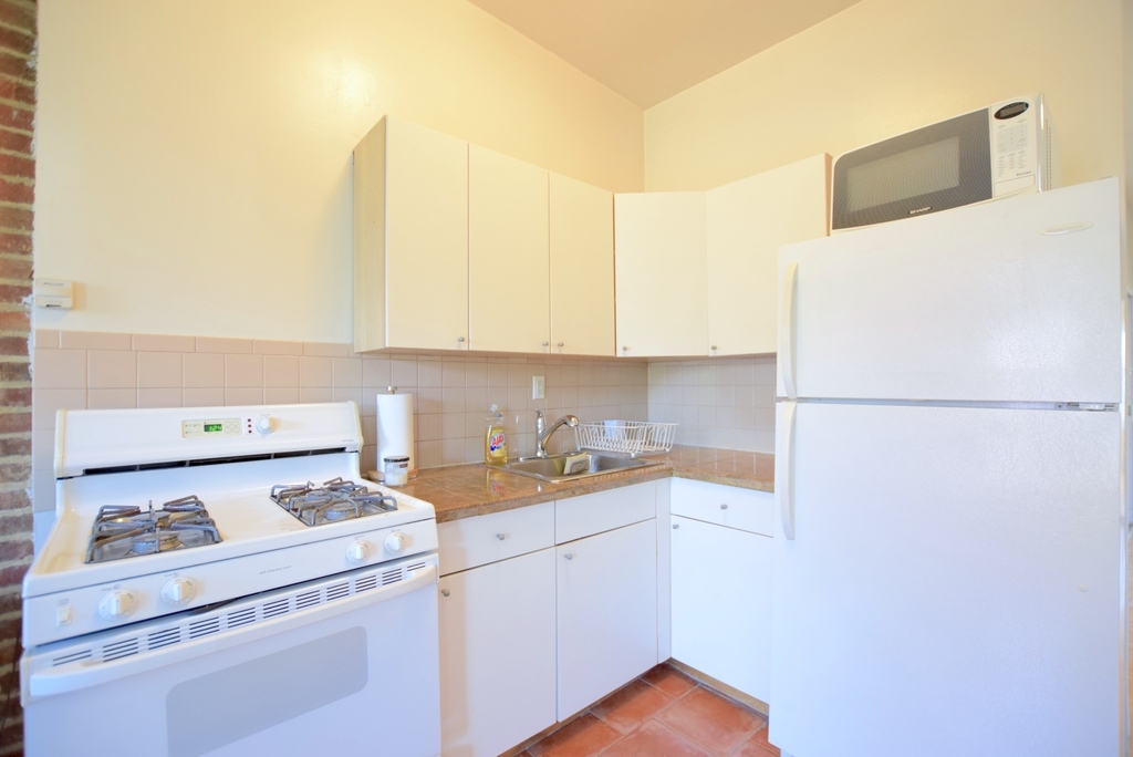 36 W 127th St - Photo 1