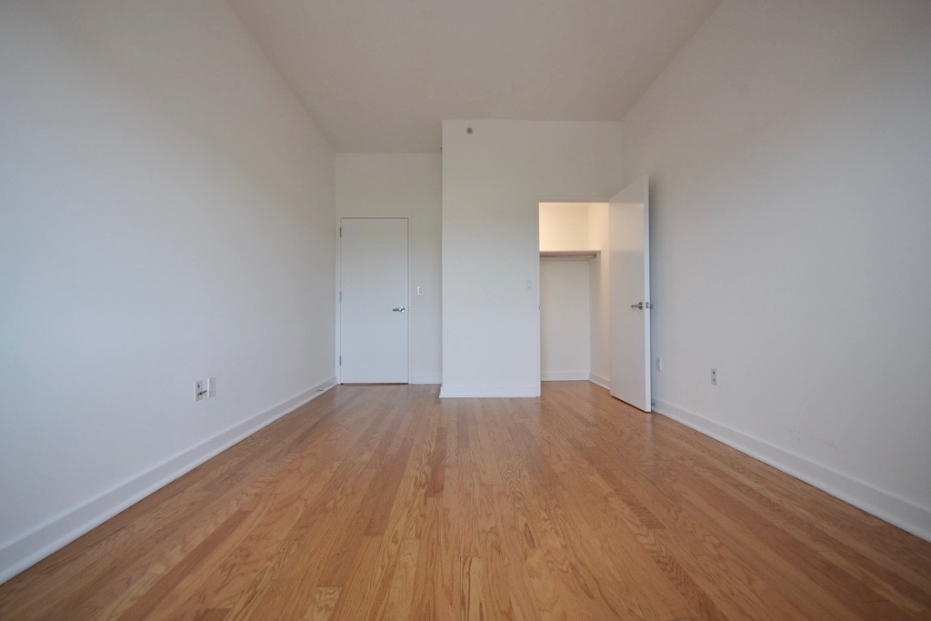 153-30 89th Avenue - Photo 6