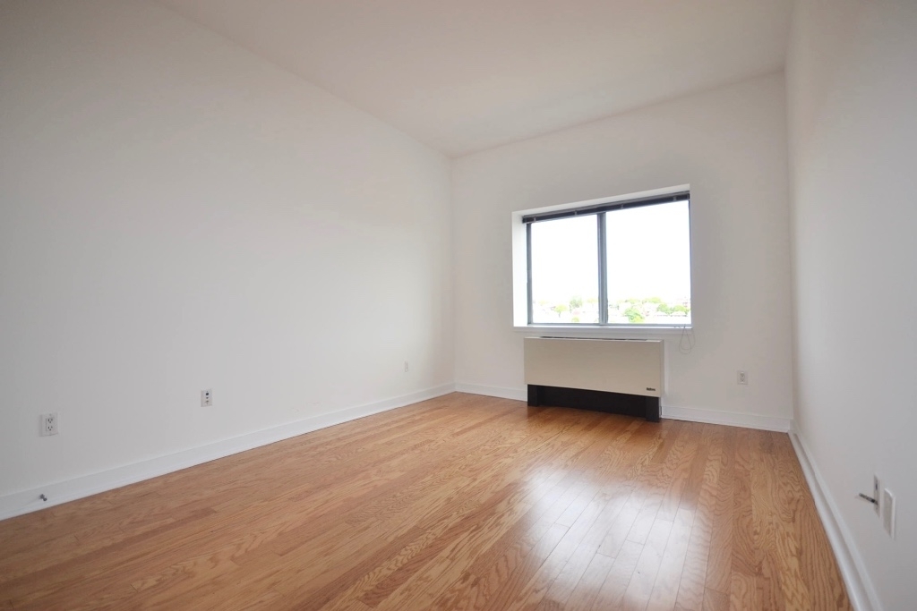 153-30 89th Avenue - Photo 5