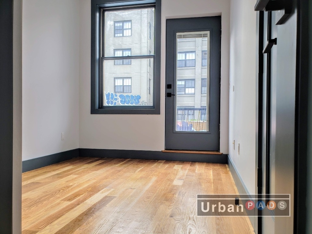 376 Bedford Avenue - Photo 6