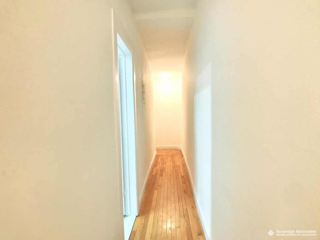 3139 Broadway - Photo 2