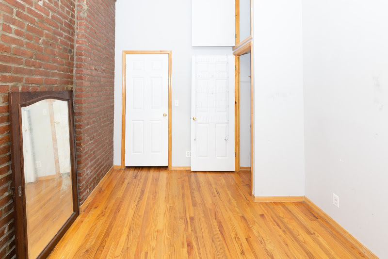 560 Grand Street - Photo 5