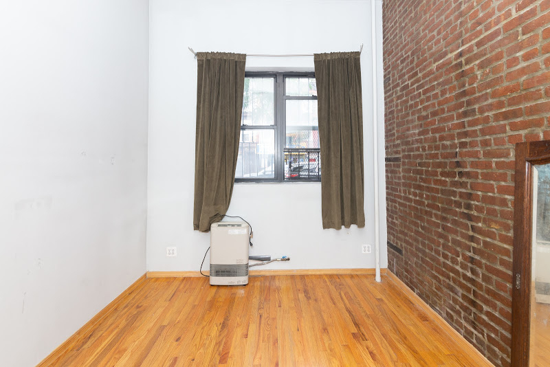 560 Grand Street - Photo 6