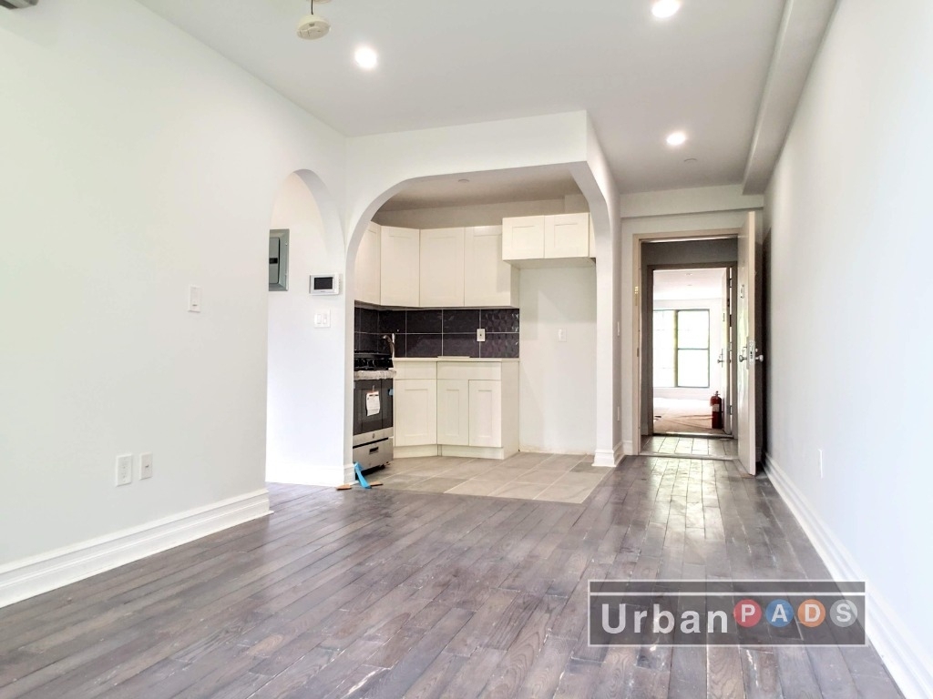 94 Ryerson Street - Photo 1