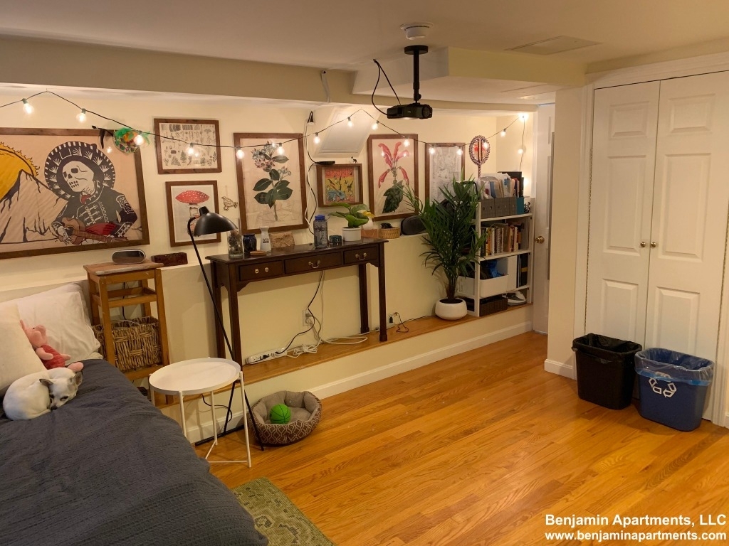 79 Phillips Street - Photo 2