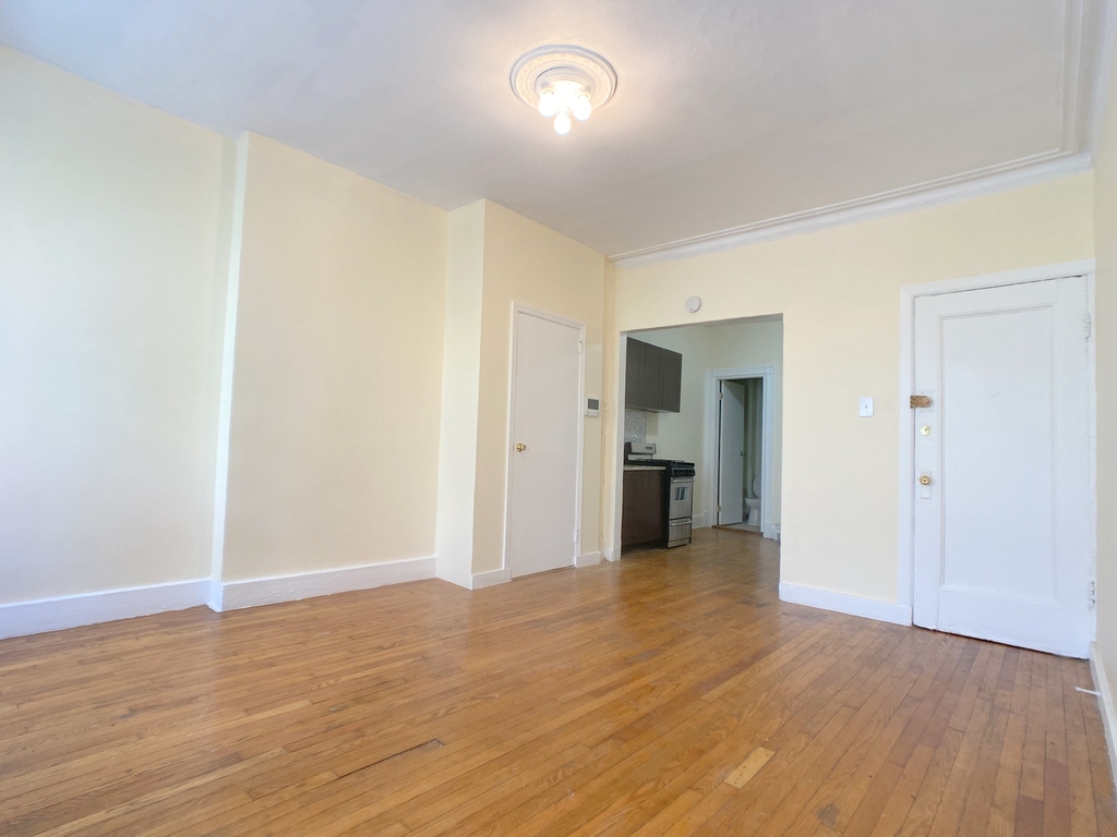 430 East 66th Street - Photo 2