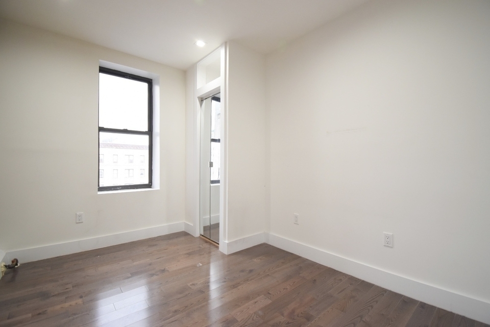 3620 Broadway - Photo 2