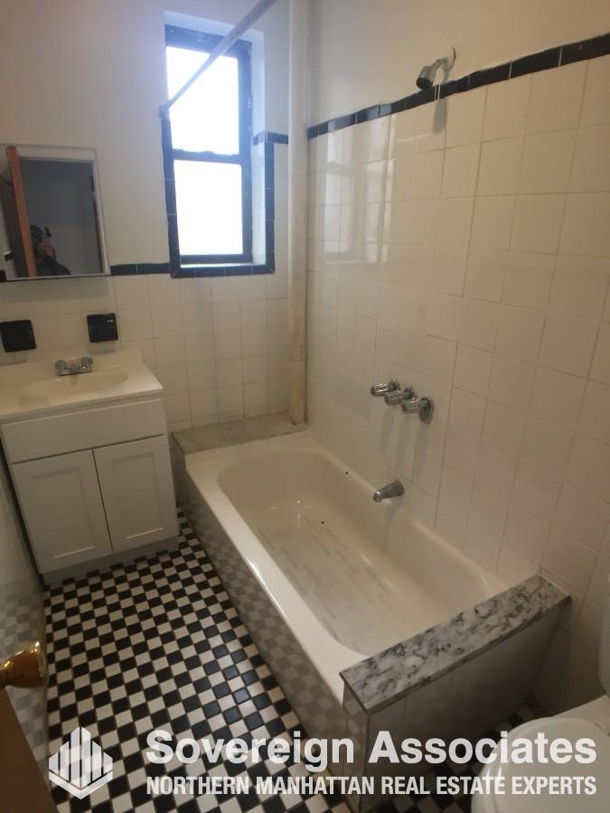 4305 Broadway - Photo 9