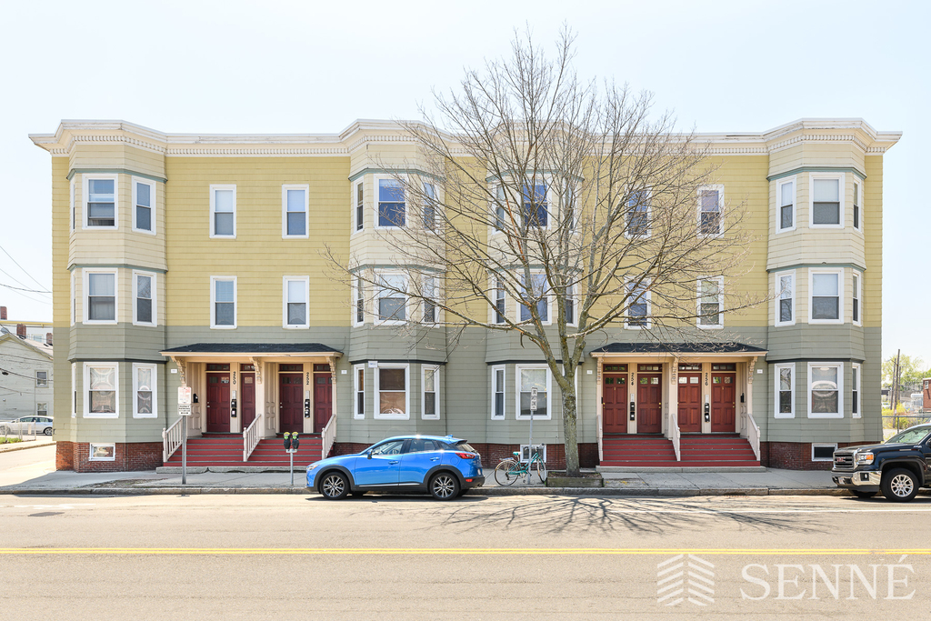 256 Somerville Ave. - Photo 8