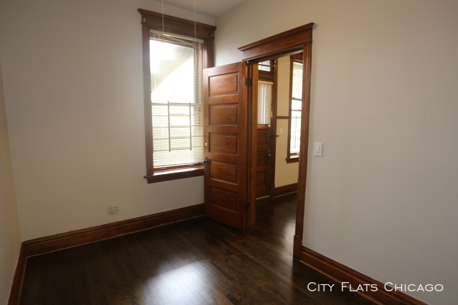 2523 N. California - Photo 15