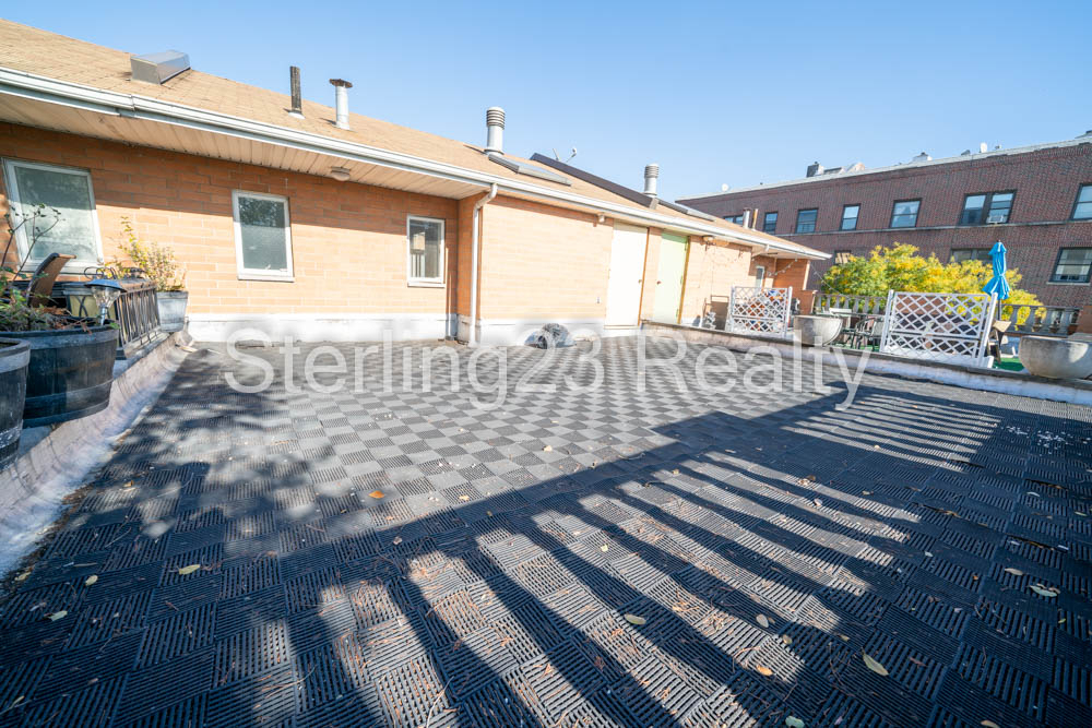 29-13 31st Avenue - Photo 3