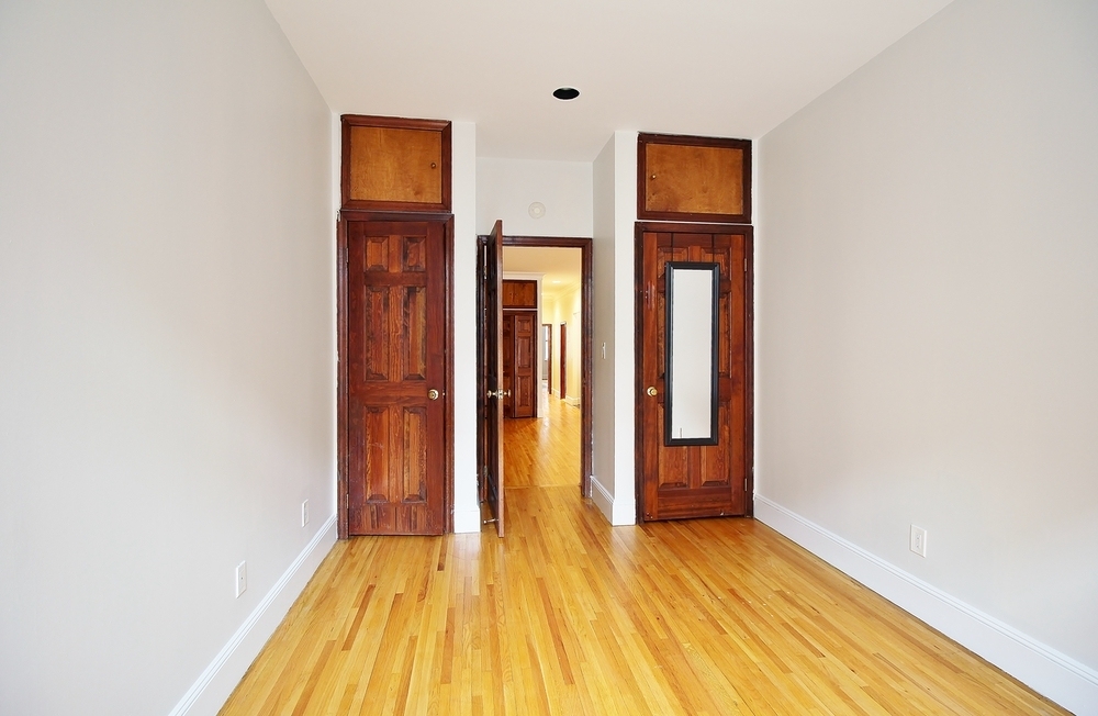 489 West End Avenue - Photo 6